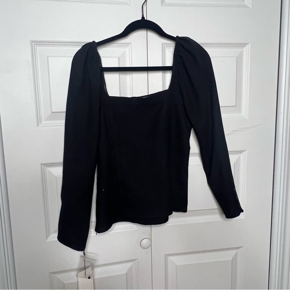 Something Navy Black Square Neck Long Sleeve Top Side Zip Size Medium NWT - Picture 3 of 6